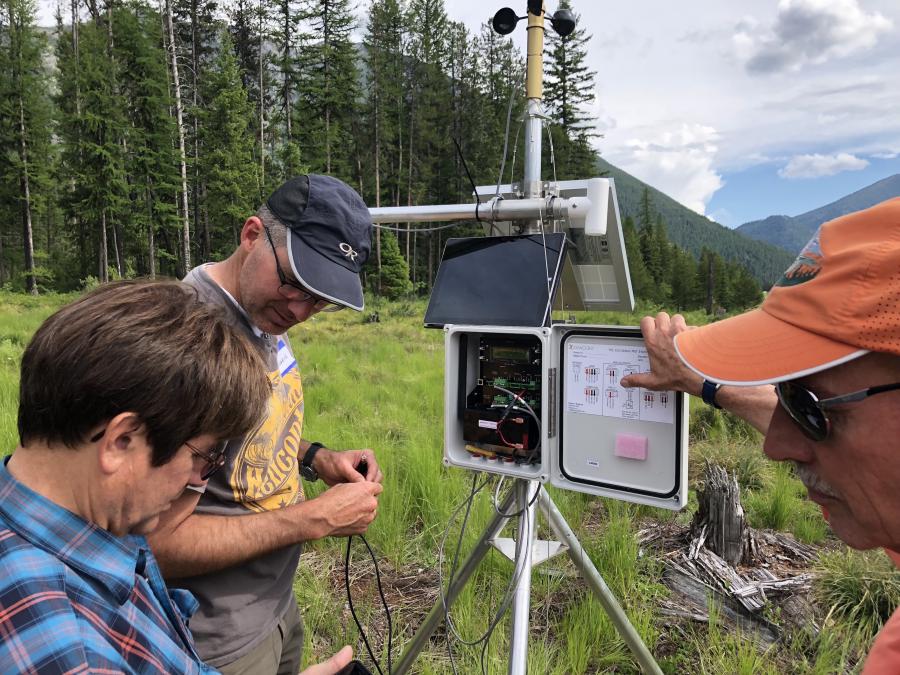 Airport Weather Station - Dyacon