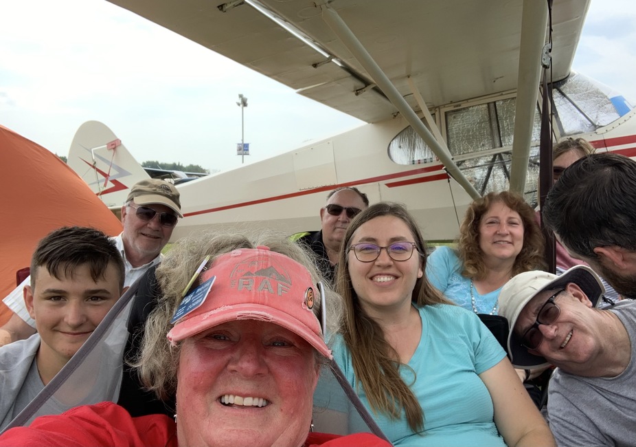 RAF VOLUNTEERS ENJOY EAA AIRVENTURE Recreational Aviation Foundation